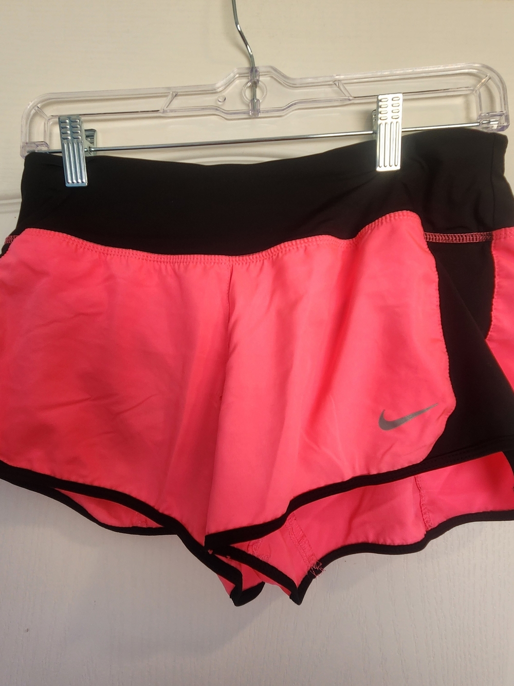 Nike Hot Pink and Black Women's Athletic Shorts S Euc